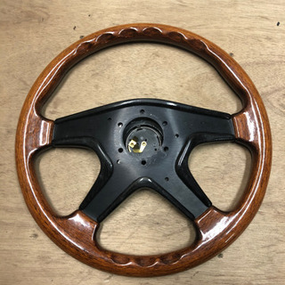 社外ハンドル　ウッドハンドル　MOMO メイドインイタリー