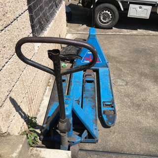 コマツ製ハンドトラック1500kg