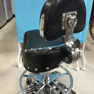 キャスター付き　チェア　バイクシート型