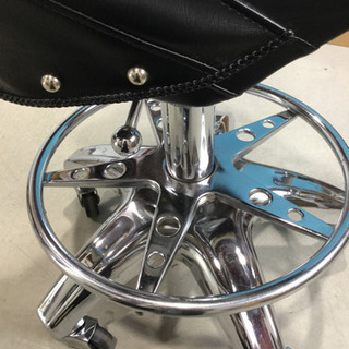 キャスター付き　チェア　バイクシート型