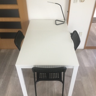伸長式テーブル (IKEA)