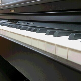 電子ピアノ Roland ローランド HP305-RW 2011製 動作品