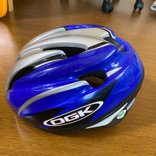 OGK子供用ヘルメット　サイズ54-56cm表記
