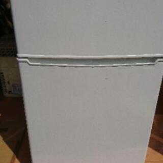 2ドア冷凍冷蔵庫amadamaAT-HR11