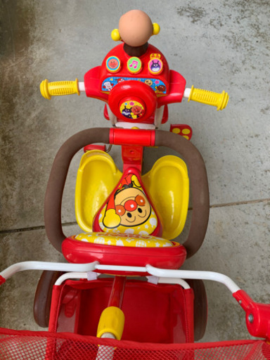 ブザー付きおでかけ三輪車 それいけ！アンパンマンデラックスII