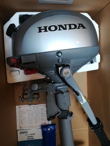ホンダ2馬力船外機　ＢＦ２ＤＨ トランサムＬ 新古品　陸上での試運転のみ