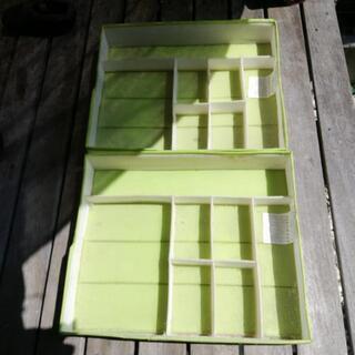 子供用品 IKEAのMandalのチェストと隙間収納