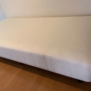 シングルベッド0円！