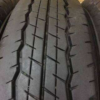 DUNLOP SP175N 195/80R15 107/105L LT 15インチ 夏タイヤ 4本 2018年製 バリ溝 ハイエース キャラバン等 (VTJ167) クレジットカード QR決済可能