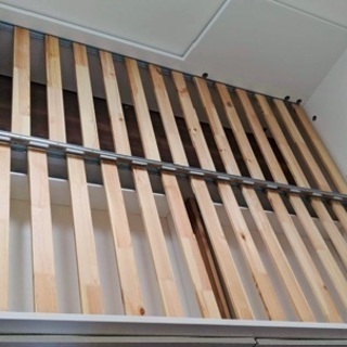 シングルベッド/ダブルベッド　収納付き　白フレーム　IKEA