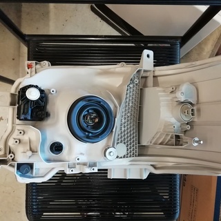 トヨタ純正】ハイエース200系 ヘッドライト KOITO 26-131【左右セット】