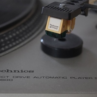 テクニクス製オーディオセット一式（レコードプレイヤー、アンプ、ステレオチューナ―、スピーカー、ラック等）