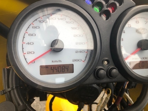 バイク　ドカティSS1000DS