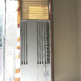 コロナ　窓用エアコン　2014年製　リモコン付、枠付
