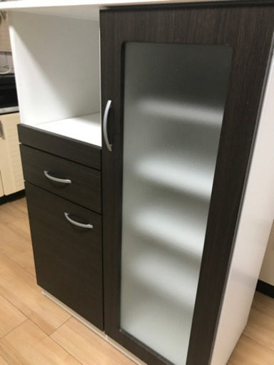 メーカー包装済 大幅値下げ中 食器棚 7 21まで 値段交渉受付中 特別送料無料 K8digitalservices Com