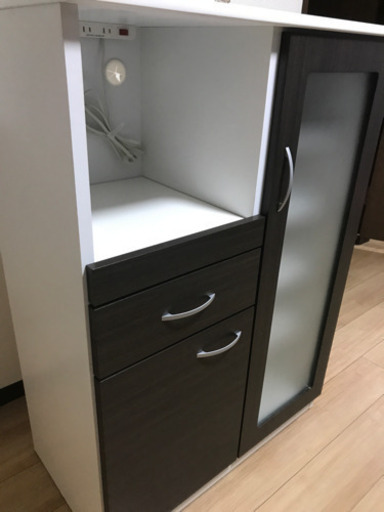 メーカー包装済 大幅値下げ中 食器棚 7 21まで 値段交渉受付中 特別送料無料 K8digitalservices Com