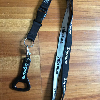 値下げ】supreme 栓抜き 赤黒セット ネックレス 【公式通販】