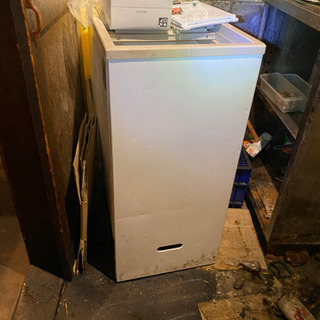 サンデン 冷凍ケース PF-120XB-B サンデン 冷凍ストッカー120L PF-120XB-B│厨房家