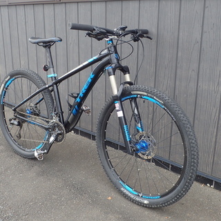 TREK　マウンテンバイク　XCALIBER８　エクスキャリバー