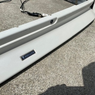 200系4型ハイエース　モデリスタ　フロントスポイラー