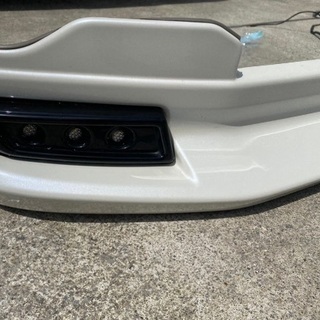 200系4型ハイエース　モデリスタ　フロントスポイラー