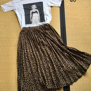 【二セット】Uniqlotシャツ＋GUスカート