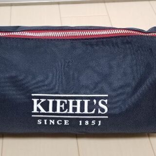 新品　Kiehl's ポーチ