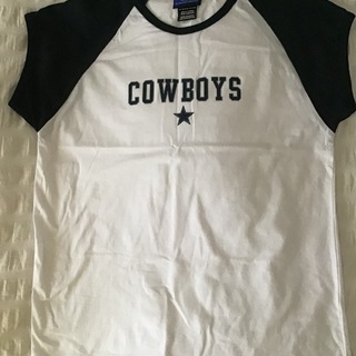 DALLAS cowboys　Ｔシャツ（Ｍサイズ）未着用品