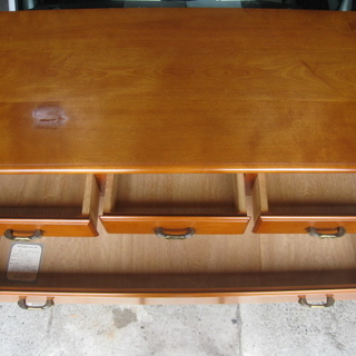 横浜ダニエル DANIEL 最高級(60万円) 樺材 エトランジェ チェストナイン 7段 整理タンス 中古品 近く無料配達