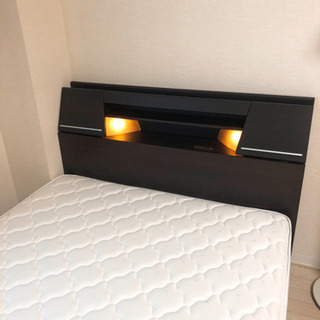 ニトリ　セミダブル　ベッドフレーム&マットレス