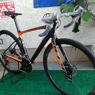 店頭在庫一台限り✨赤字覚悟の大特価✨ジャイアント DEFY ADVANCED2 ブラック Sサイズ