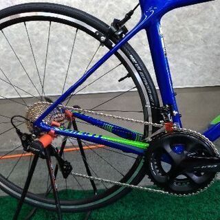 定価２２万円！！新品・未使用・新車一台限り✨赤字覚悟の大特価✨ジャイアント TCR ADVANCED2 ブルー Sサイズ。