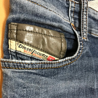 🉐0円！！DIESELのスキニーパンツ（レディース🚺）