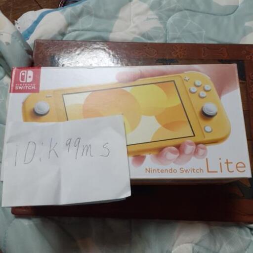 NintendoSwitchライト　イエロー