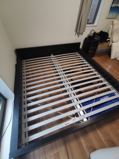 Ikea ベッドフレームのみキングサイズ Jonjon 中野新橋のベッドの中古あげます 譲ります ジモティーで不用品の処分