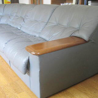 L型ソファー５人掛け　美品　３５０００円