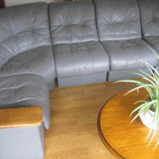L型ソファー５人掛け　美品　３５０００円