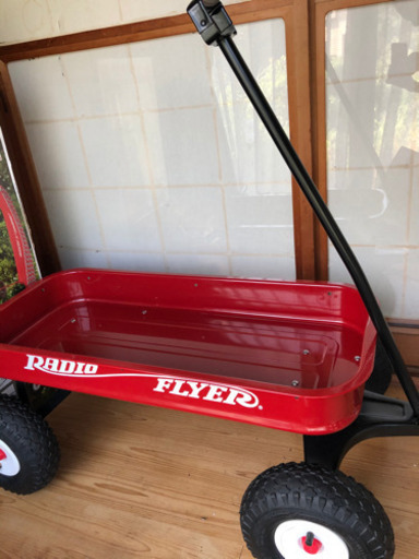 ラジオフライヤー　Radio Flyer