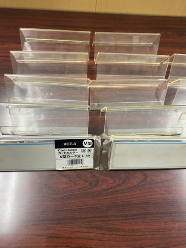18個 ネームプレート 会議用 三角席札 カードホルダー V型カード立て中 Mai 五反田のその他の中古あげます 譲ります ジモティーで不用品の処分