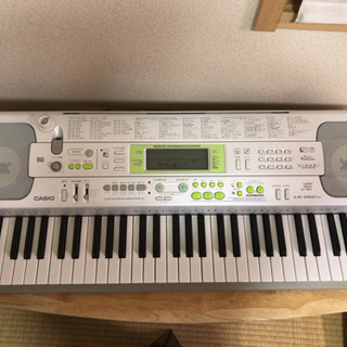 カシオ　キーボード　LK-202TV 電子ピアノ　おまけ付