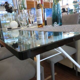 【中古美品】自社配送＆設置可能　テクノ Tecno ノモス Nomos ダイニングテーブル ＆　イデア　ダイニングチェア　５点セット　ガラス天板 イタリアモダン