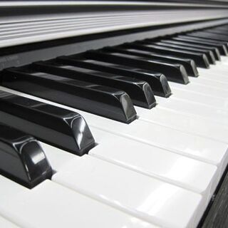 YAMAHA Clavinova ヤマハ 電子ピアノ CLP-560 日本製 鍵盤 88鍵盤 演奏 