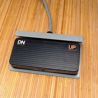 長さ190㎝ 診察台 電動昇降Mベッド タカラベルモント EX-2V 1台