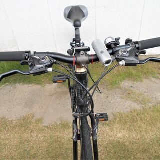 売り切れmomentumクロスバイク  21段変速 700C アルミフレーム サイコン付き