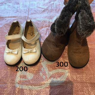 値下げ❗️女の子♡17㎝・茶色ブーツ♡白・ペタンコ靴
