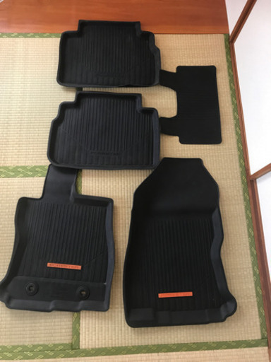 新型フォレスター純正マット5枚セット
