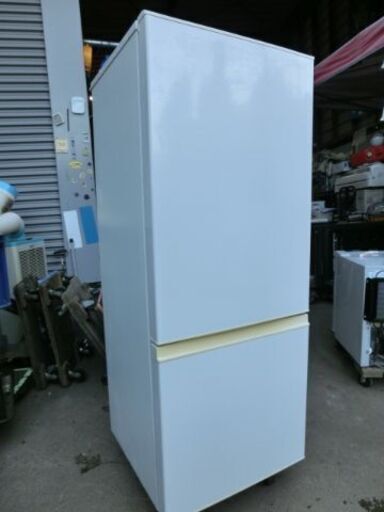 B78　ジモティー便利用配送可　２０１７年製　アクア２ドア冷蔵庫　１８４L
