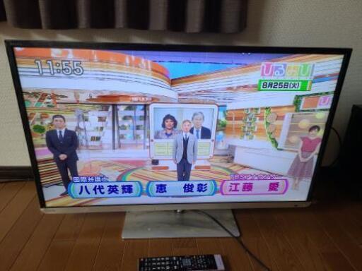 TOSHIBA　REGZA　40インチ　液晶テレビ　リモコン付　2013年製