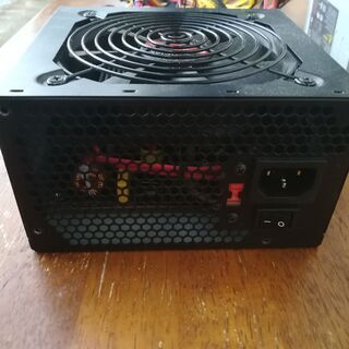 PC 電源　520w
