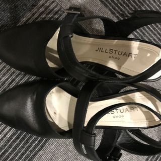 Jill Stuart 22. 5